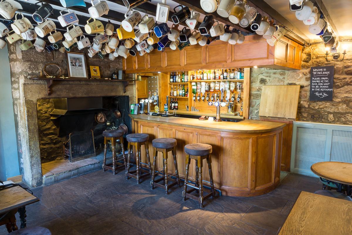 The Pack Horse Inn Chathill Buitenkant foto